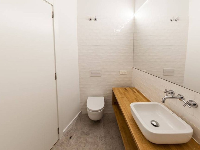 Классическая квартира с балконами и высокими потолками в центре Эшампле, Барселона. Фото:  10