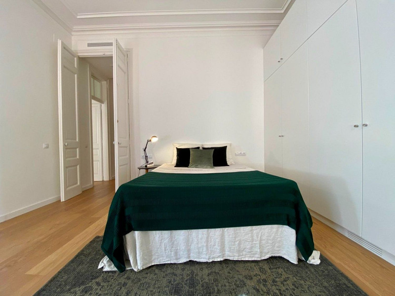 Просторная квартира с террасой в Эшампле, Барселона. Фото:  16