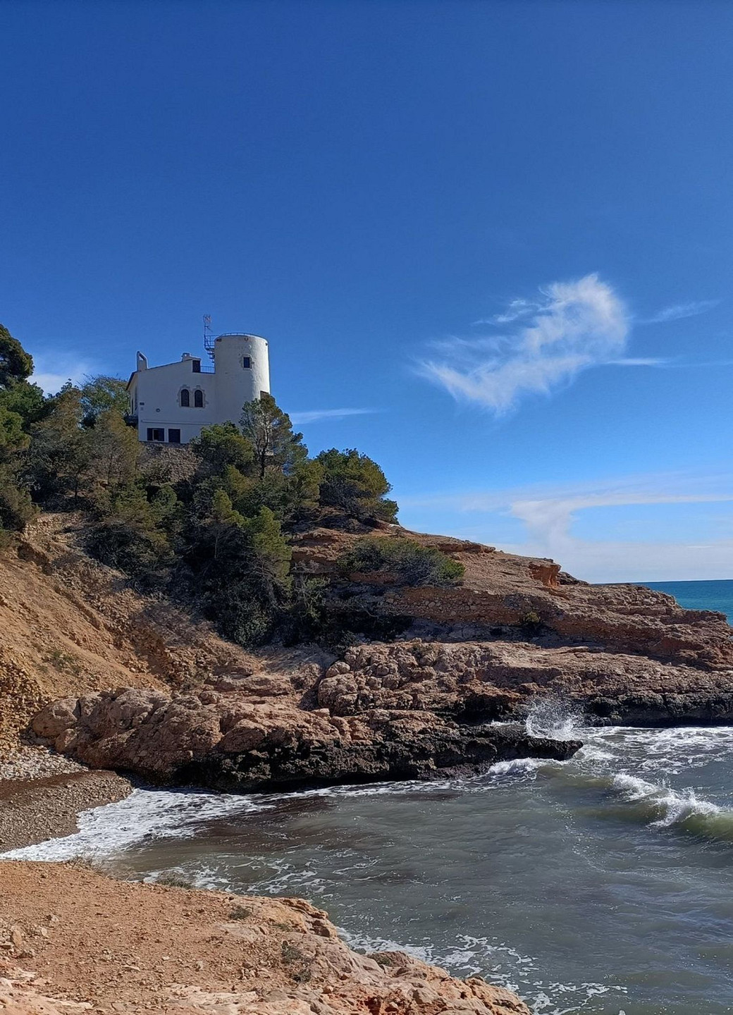 Дом Casa Torreón на берегу моря с панорамным видом, Ситжес