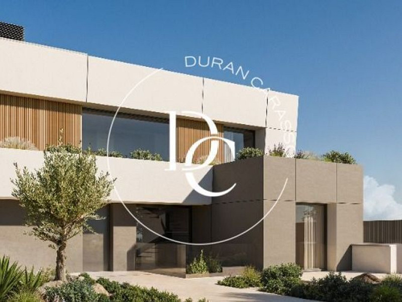 Современная энергоэффективная вилла с бассейном в Ла Плана, Ситжес. Фото:  18