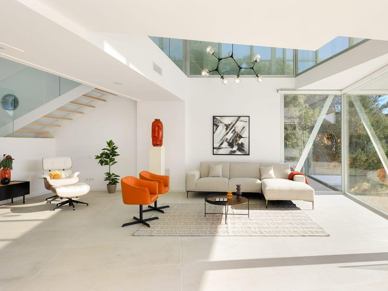 Современная вилла с видом на море и бассейном в Кан Жирона, Ситжес. Фото:  20