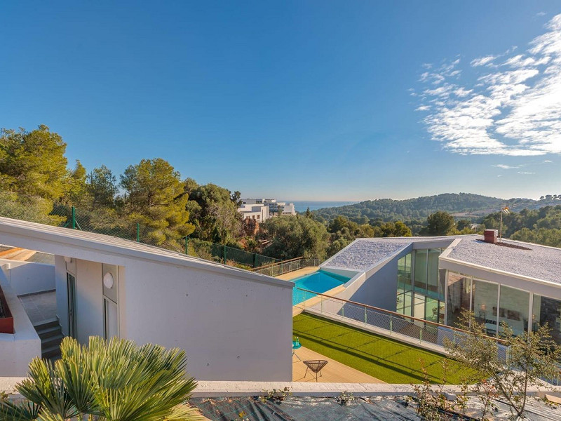 Современная вилла с видом на море и бассейном в Кан Жирона, Ситжес. Фото:  22
