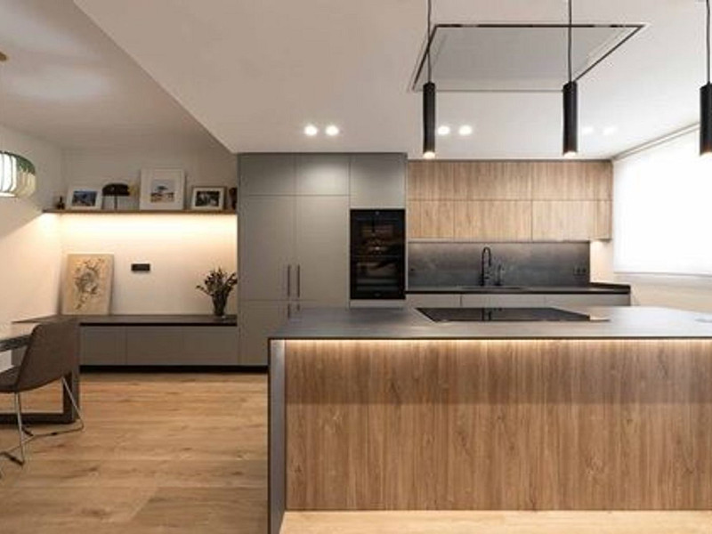 Современная строящаяся вилла с бассейном и видом на море в Ла Плана, Ситжес. Фото:  3