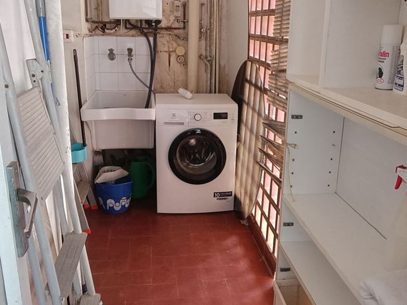 Квартира на первой линии моря с террасой и парковкой в Виласар-де-Мар, Барселона. Фото:  12