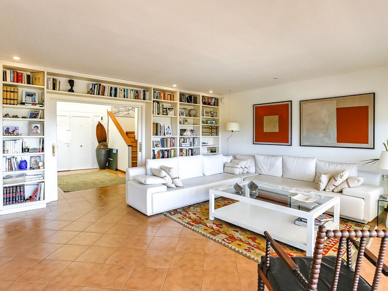 Вилла с панорамным видом на море и гольф в Can Girona, Ситжес . Фото:  7