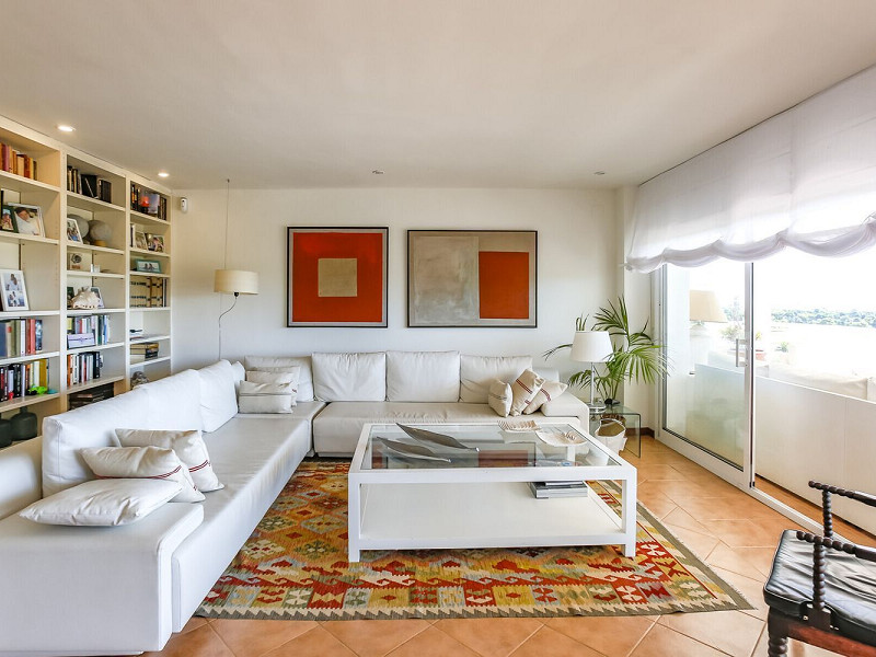 Вилла с панорамным видом на море и гольф в Can Girona, Ситжес . Фото:  8