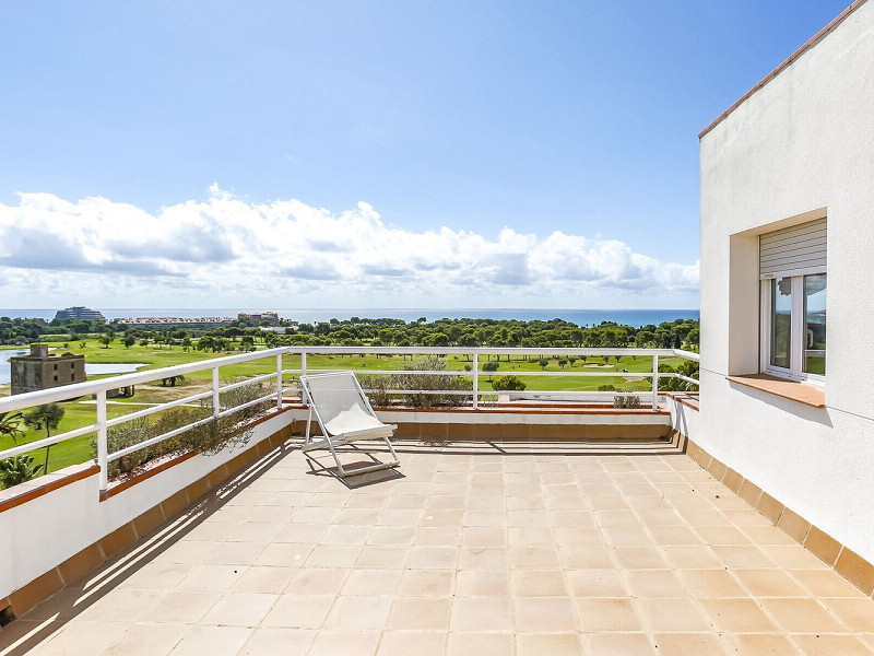 Вилла с панорамным видом на море и гольф в Can Girona, Ситжес . Фото:  18