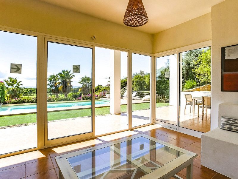 Вилла с панорамным видом на море и гольф в Can Girona, Ситжес . Фото:  20