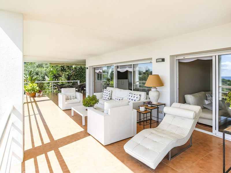 Вилла с панорамным видом на море и гольф в Can Girona, Ситжес . Фото:  21