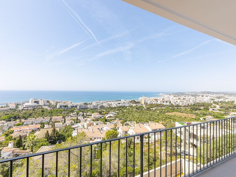 Вилла с панорамным видом на море в Левантине, Ситжес. Фото:  20