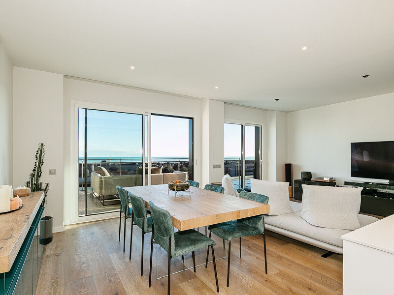 Эксклюзивный пентхаус с панорамным видом на море и горы в Ла Плана, Ситжес. Фото:  5