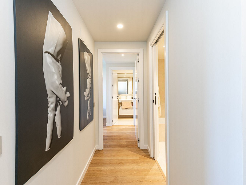 Эксклюзивный пентхаус с панорамным видом на море и горы в Ла Плана, Ситжес. Фото:  13