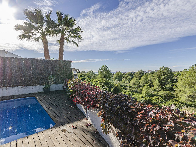 Великолепный современный дом с бассейном и видом на море в Левантине, Ситжес. Фото:  29