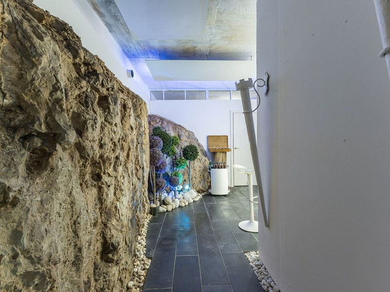 Великолепная резиденция с бассейном в Ситжесе, Барселона. Фото:  40