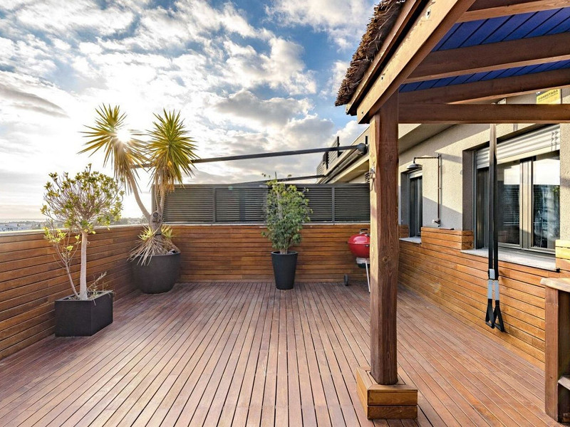 Двухуровневый пентхаус с видом на море в Ситжесе, Барселона. Фото:  4