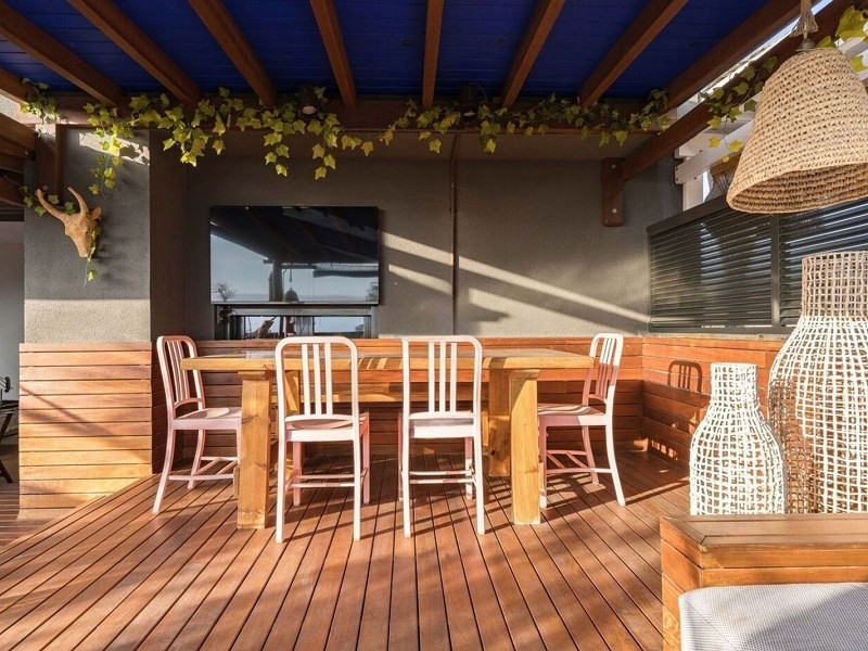 Двухуровневый пентхаус с видом на море в Ситжесе, Барселона. Фото:  7