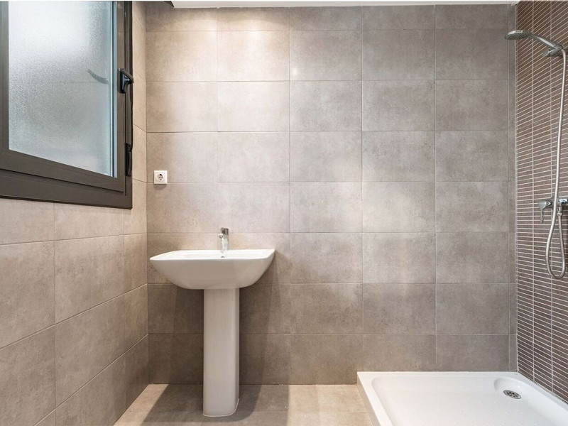 Двухуровневый пентхаус с видом на море в Ситжесе, Барселона. Фото:  45