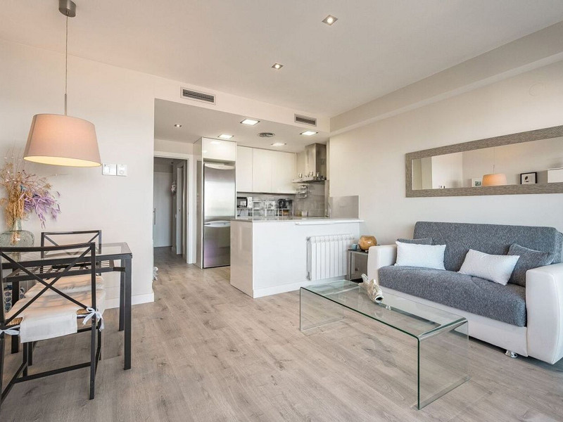 Квартира на первой линии моря в Ситжесе. Фото:  11