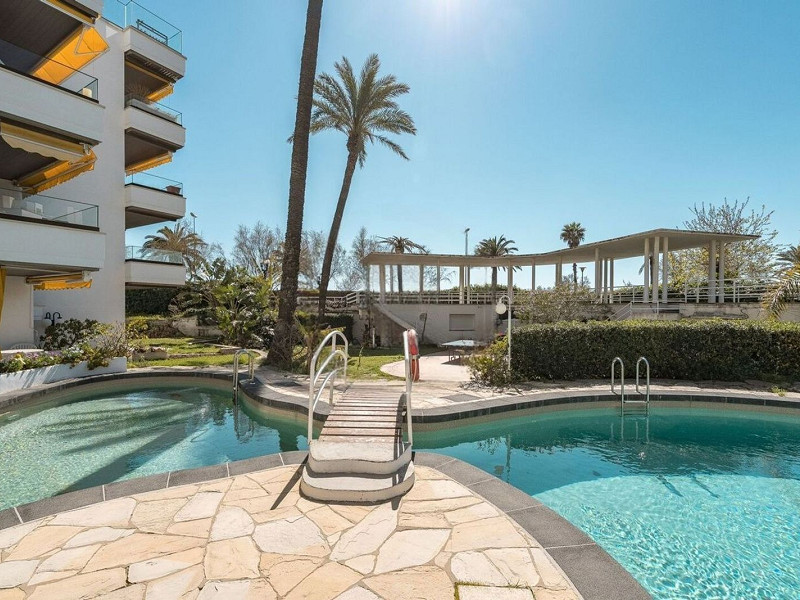 Квартира на первой линии моря в Ситжесе. Фото:  34