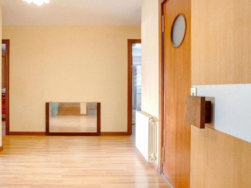 Bright Apartment with Terrace and Pool in the Beach Area of Sant Andreu de Llavaneres, Next to Port Balís. Photo:  3