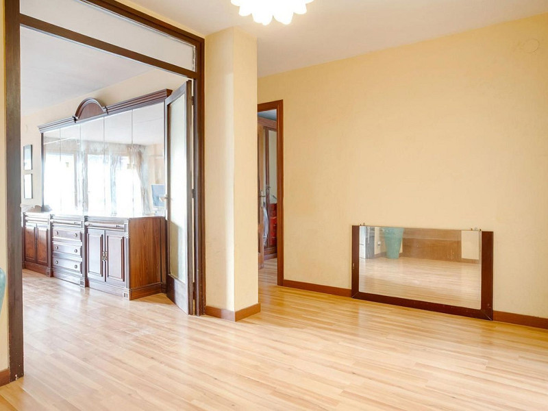 Bright Apartment with Terrace and Pool in the Beach Area of Sant Andreu de Llavaneres, Next to Port Balís. Photo:  4