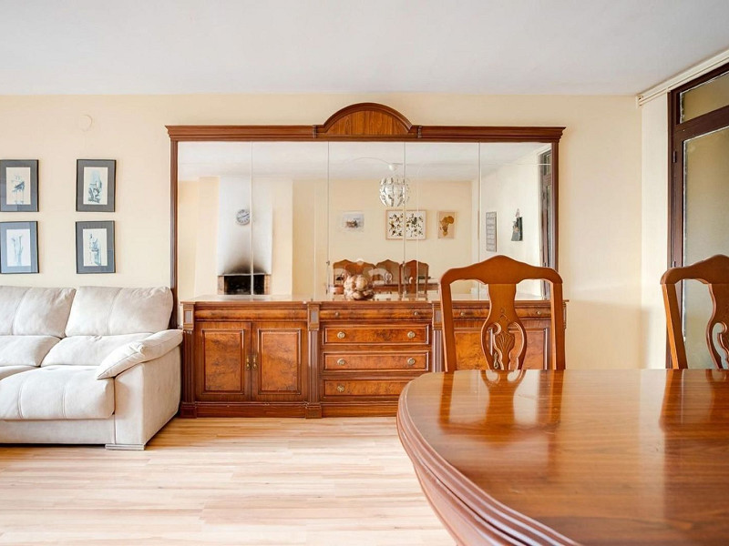 Bright Apartment with Terrace and Pool in the Beach Area of Sant Andreu de Llavaneres, Next to Port Balís. Photo:  13