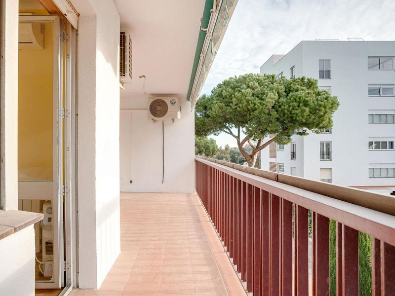 Bright Apartment with Terrace and Pool in the Beach Area of Sant Andreu de Llavaneres, Next to Port Balís. Photo:  19