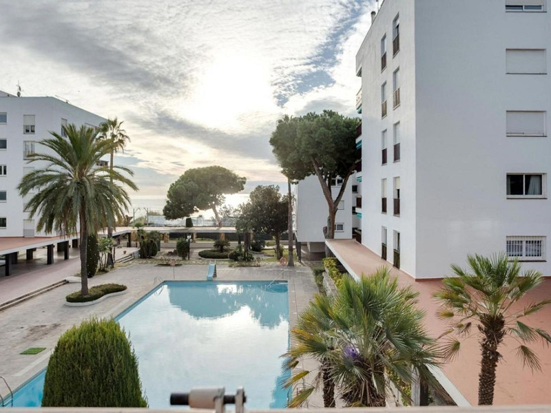 Bright Apartment with Terrace and Pool in the Beach Area of Sant Andreu de Llavaneres, Next to Port Balís. Photo:  21