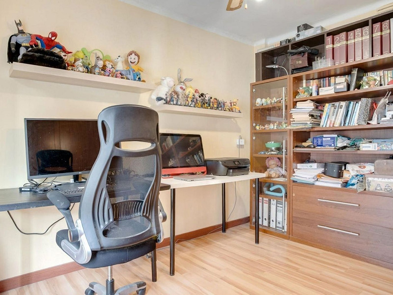 Bright Apartment with Terrace and Pool in the Beach Area of Sant Andreu de Llavaneres, Next to Port Balís. Photo:  36