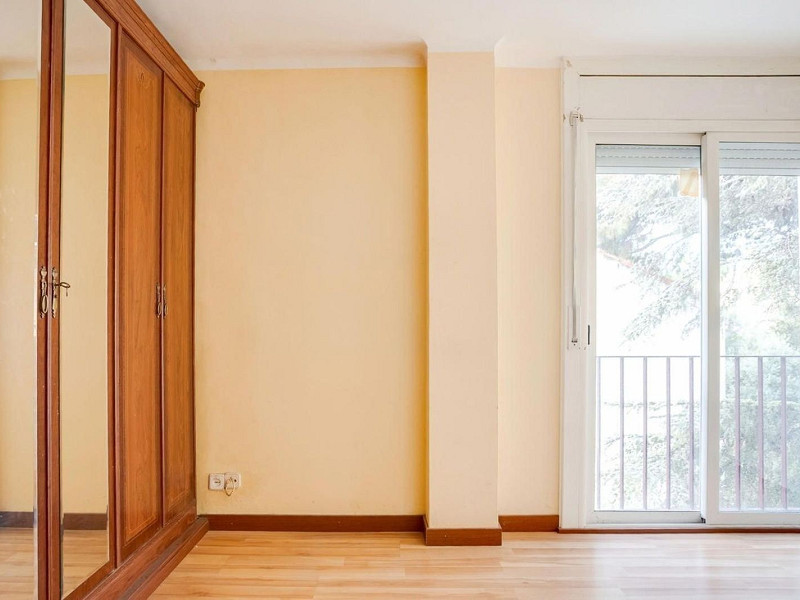 Bright Apartment with Terrace and Pool in the Beach Area of Sant Andreu de Llavaneres, Next to Port Balís. Photo:  42