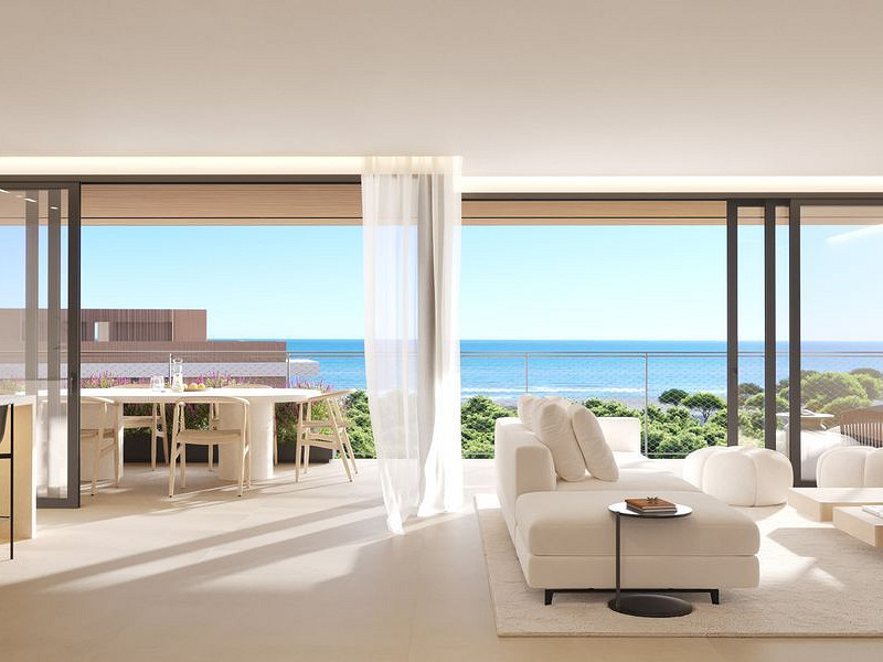 Апартаменты с видом на море и террасой в Гава-Мар – первая линия. Фото:  1