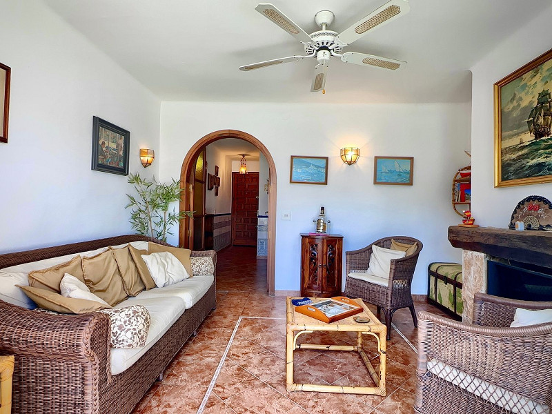 Дом у канала с причалом в Порт-Эмпуриабрава. Фото:  6