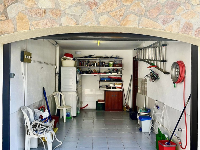 Дом у канала с причалом в Порт-Эмпуриабрава. Фото:  12