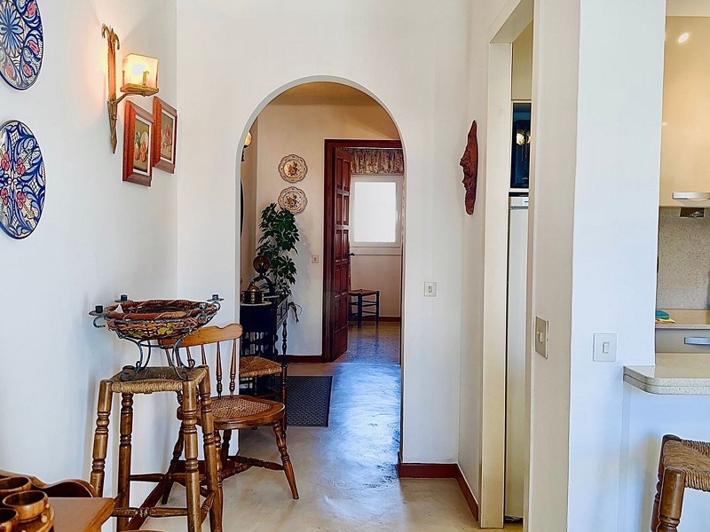 Дом у канала с причалом в Порт-Эмпуриабрава. Фото:  18