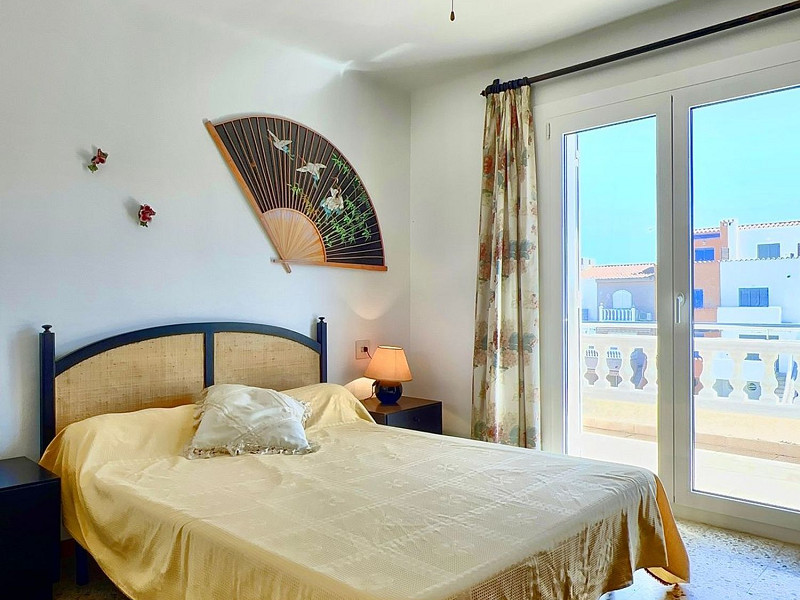 Дом у канала с причалом в Порт-Эмпуриабрава. Фото:  30