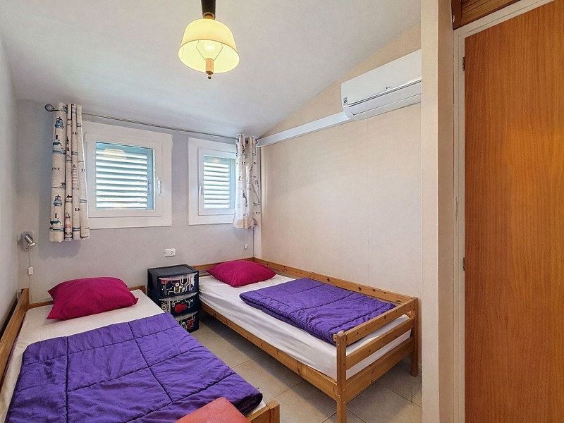 Canal Front Home with Tourist License and Mooring in Empuriabrava. Photo:  4