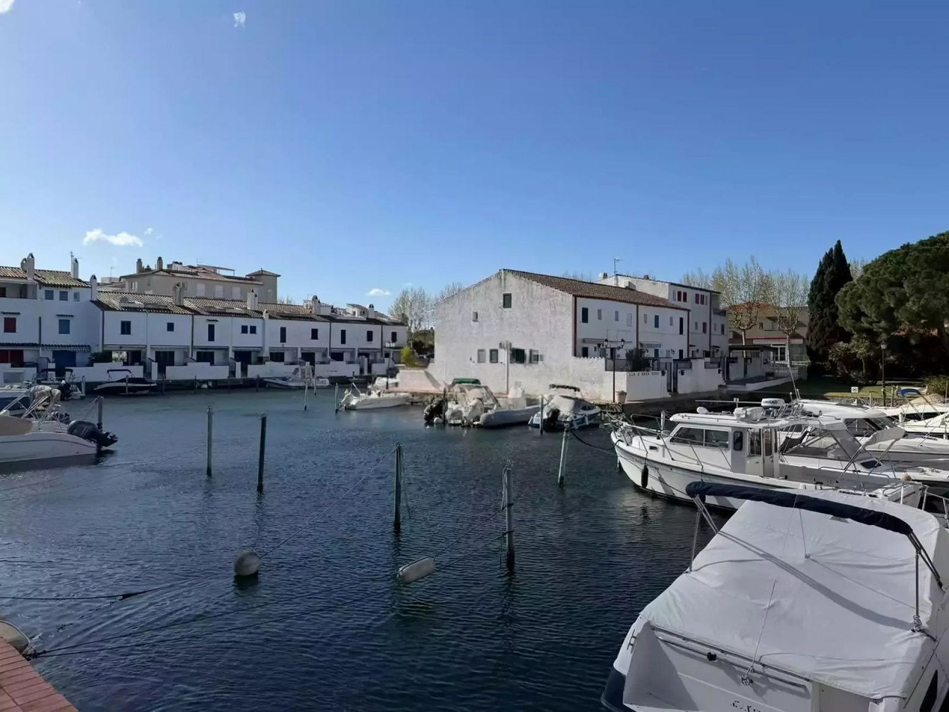 Canal Front Home with Tourist License and Mooring in Empuriabrava