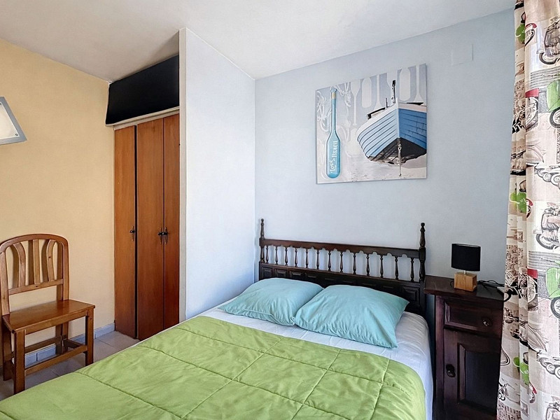 Canal Front Home with Tourist License and Mooring in Empuriabrava. Photo:  30