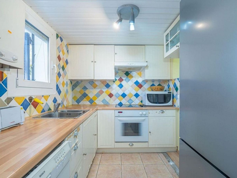 Exclusive Fisherman’s House with Private Mooring and 4 Bedrooms in Empuriabrava. Photo:  3