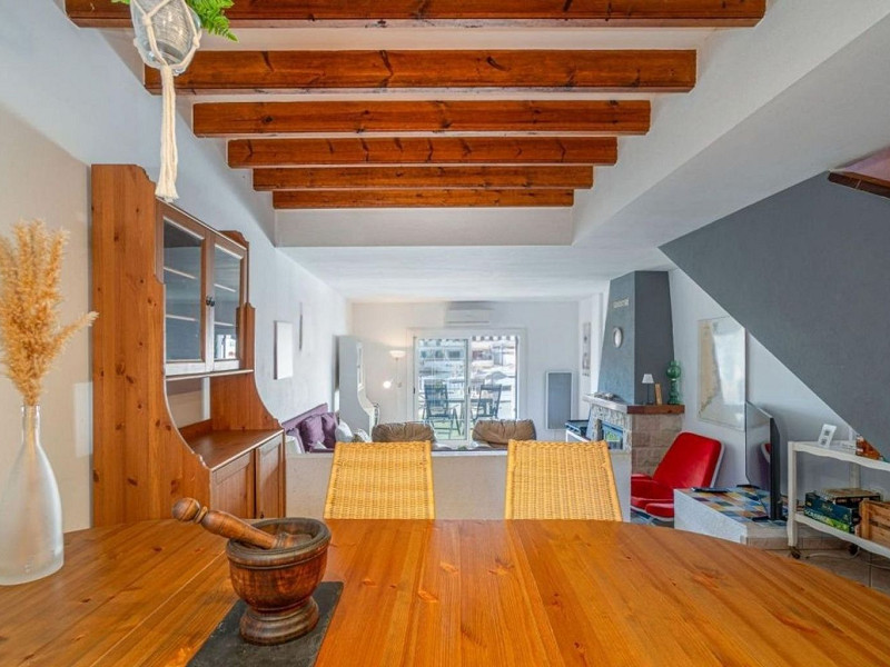 Exclusive Fisherman’s House with Private Mooring and 4 Bedrooms in Empuriabrava. Photo:  6