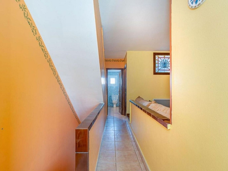 Exclusive Fisherman’s House with Private Mooring and 4 Bedrooms in Empuriabrava. Photo:  20