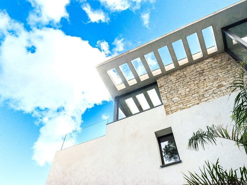 Современный и светлый дом в Bellamar, Кастельдефельс. Фото:  7