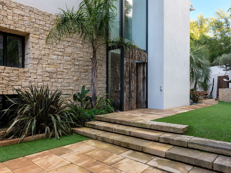 Современный и светлый дом в Bellamar, Кастельдефельс. Фото:  8