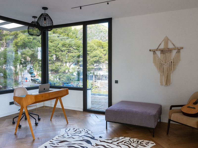 Современный и светлый дом в Bellamar, Кастельдефельс. Фото:  20