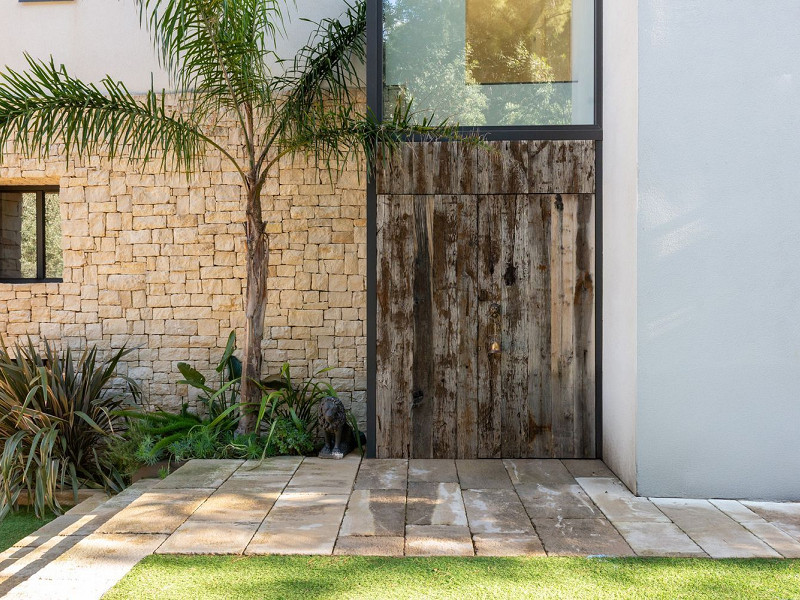 Современный и светлый дом в Bellamar, Кастельдефельс. Фото:  26