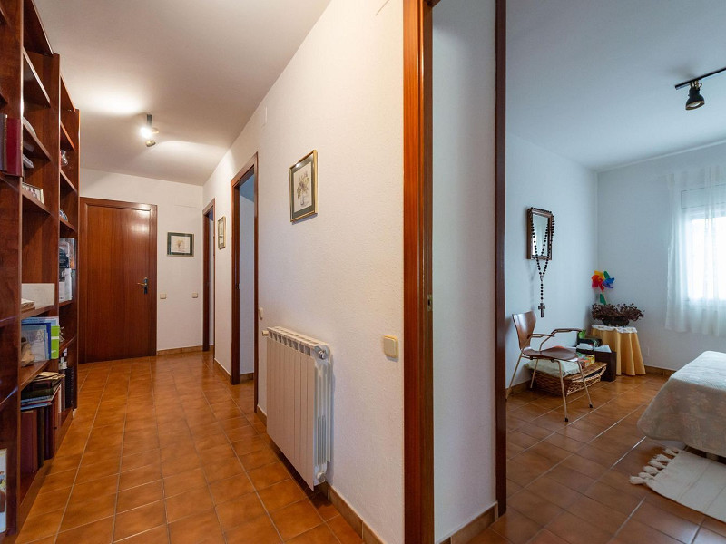 Exclusive sea-view villa in Bellamar, Castelldefels. Photo:  31