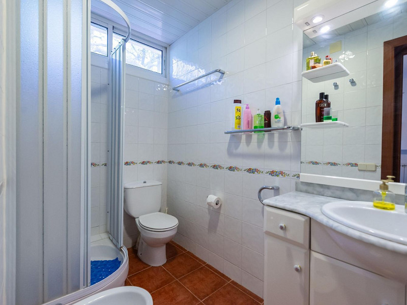 Exclusive sea-view villa in Bellamar, Castelldefels. Photo:  34