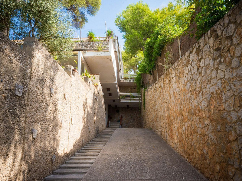 Exclusive sea-view villa in Bellamar, Castelldefels. Photo:  40