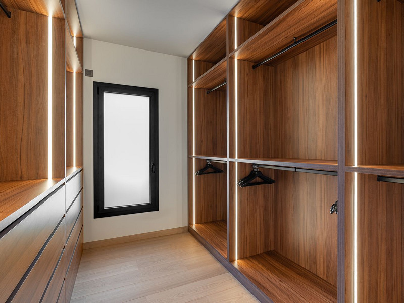 Modern new-build villa with sea views in Bellamar, Castelldefels. Photo:  22