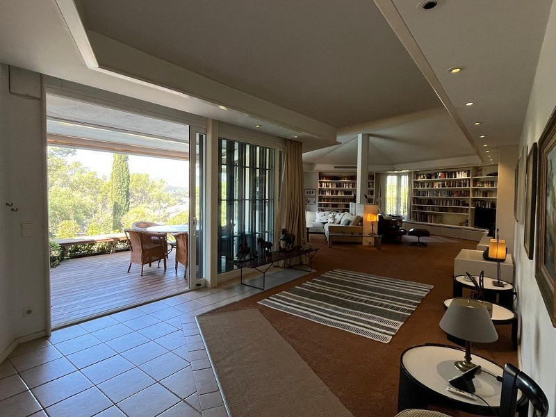 Manor house with sea views in Can Viñas, Castelldefels. Photo:  9